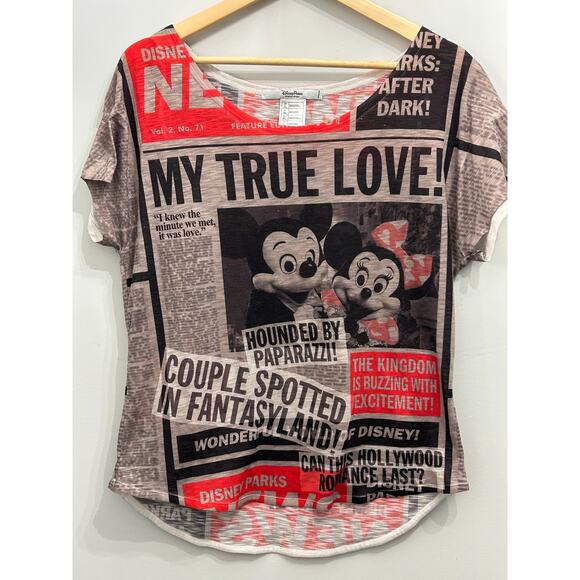 Love Mickey Minnie Allover Newspaper Print Tee Womens Large - Picture 1 of 3
